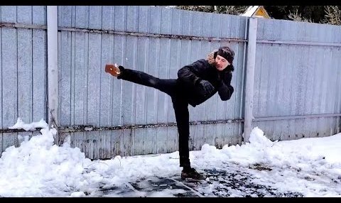 YouTube: Боевое ката Айкитэ. Демонстрация ката на снежках и шинах. Каратэ в самообороне - 6.