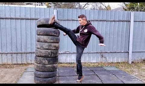YouTube: Каратэ в самообороне - 5. Микацуки-гери, Ура микацуки-гери.